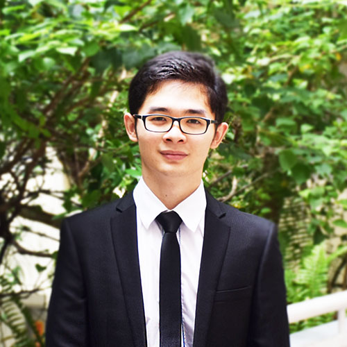 Chou Kimsinawath<br><small>柬埔寨<br>商业信息系统学士学位</small>